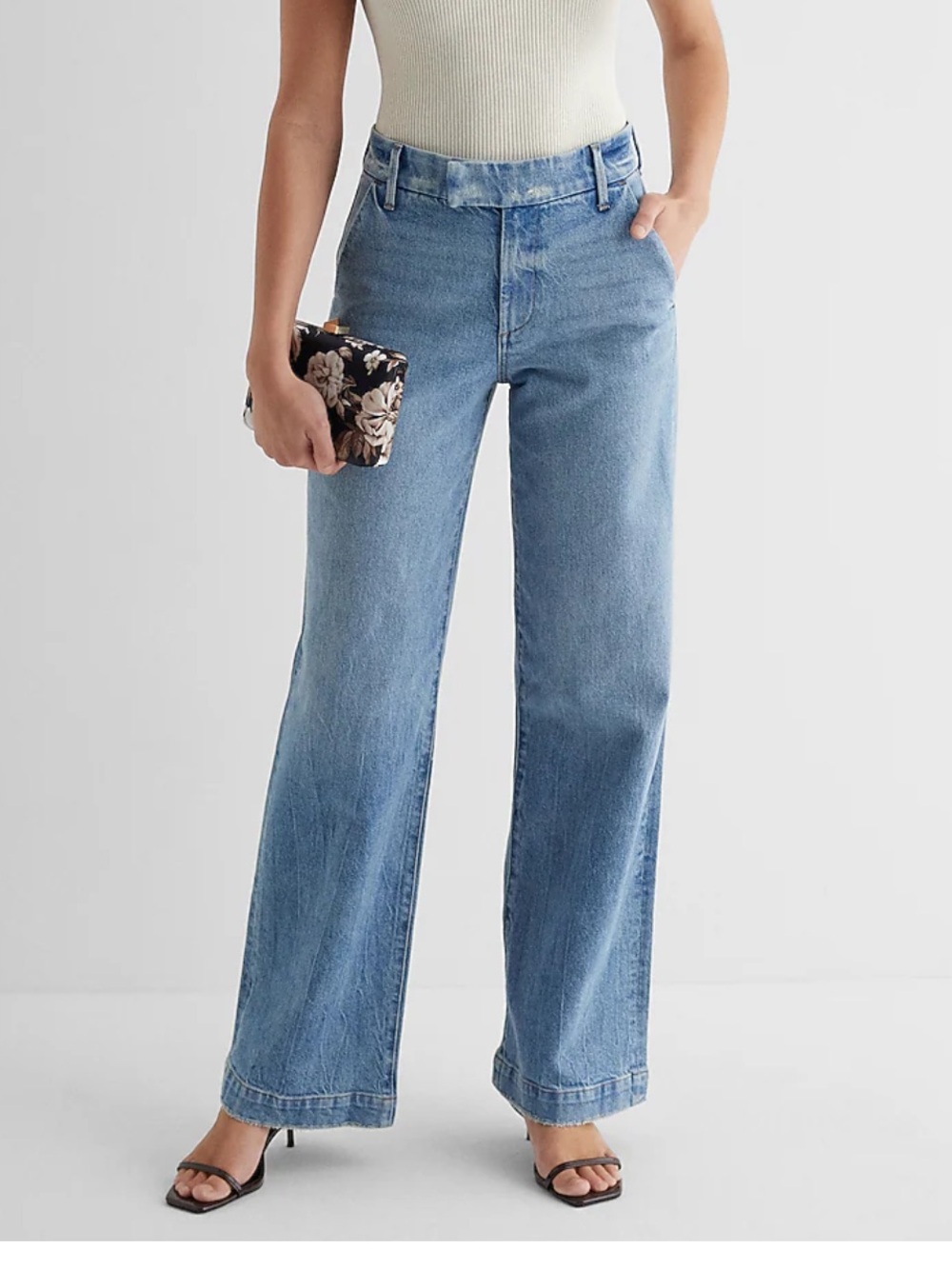 Express Wide Leg Jeans